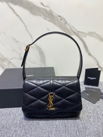 Sa**t Lau*nt LE 57 HOBO BAG IN QUILTED LAMBSKIN