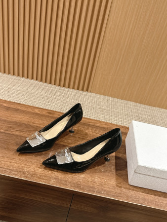 UA Ch**an D*0r La Parusienne Pump