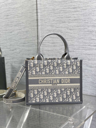 D*0r Small D*0r Book Tote Gray D*0r Oblique Embroidery and Calfskin 26.5 x 21 x 14 cm