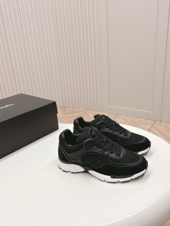 UA Ch*el SNEAKER