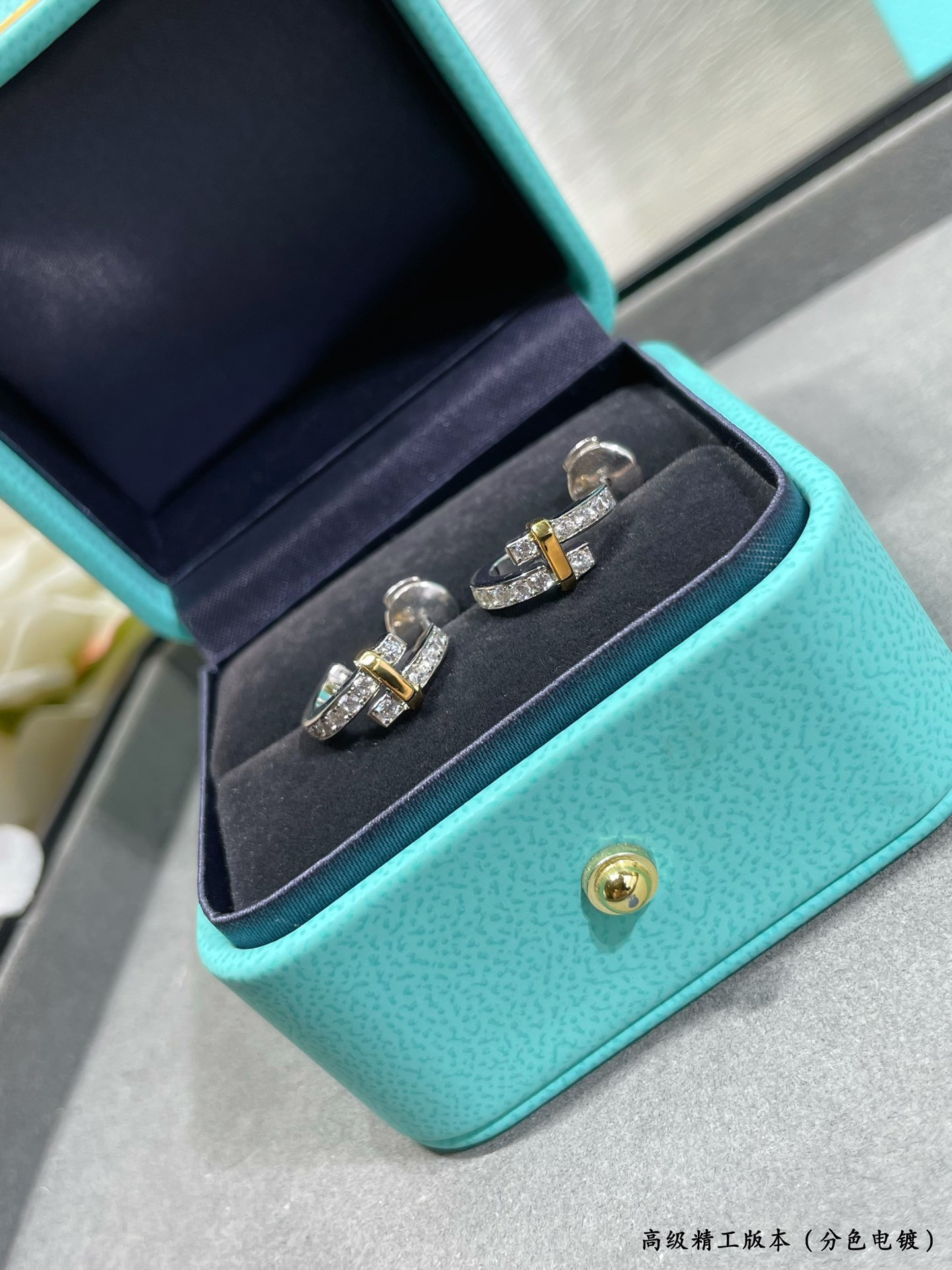 T*f*ny & Co. Double Tone Round Stud Earrings