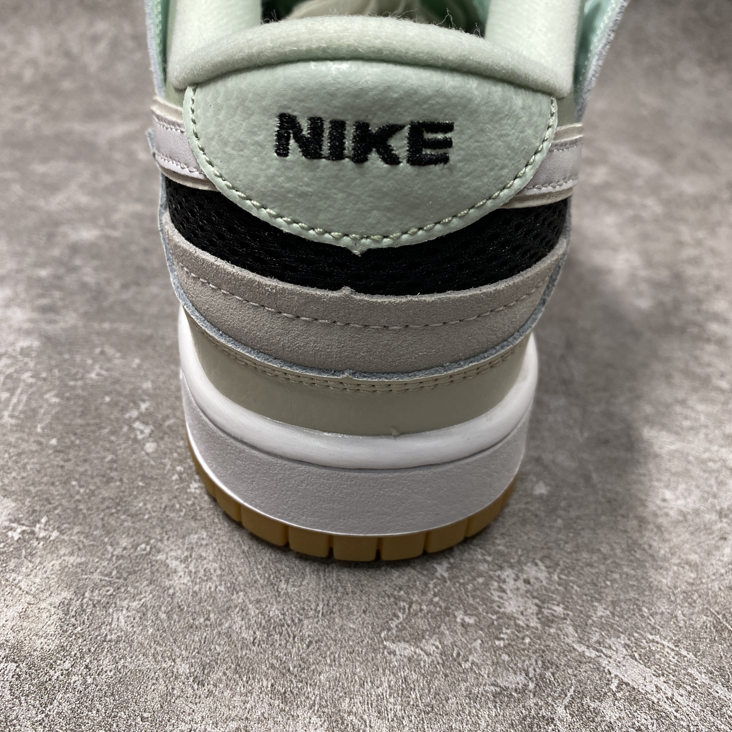 Nike Dunk Low Scrap