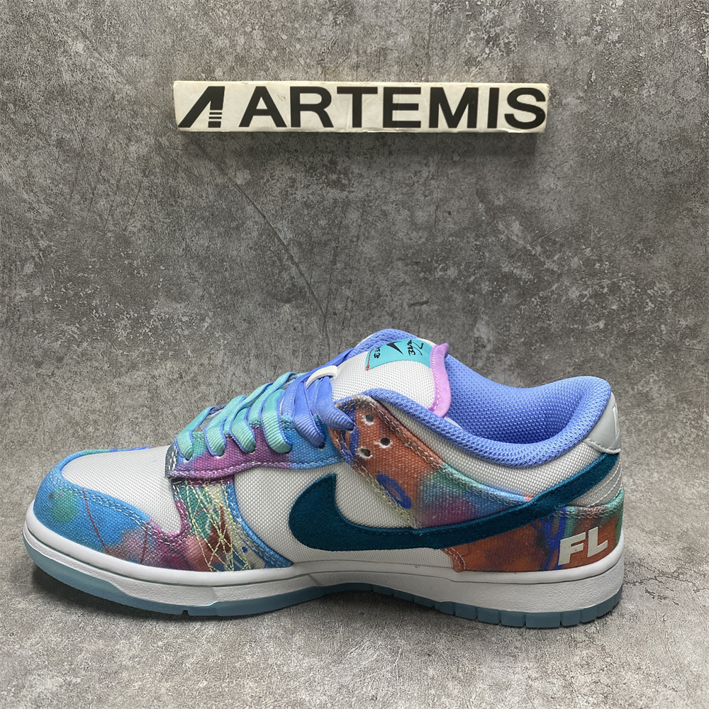UA Nike SB Dunk Low Futura Laboratories Bleached Aqua