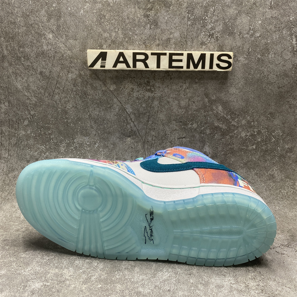 UA Nike SB Dunk Low Futura Laboratories Bleached Aqua