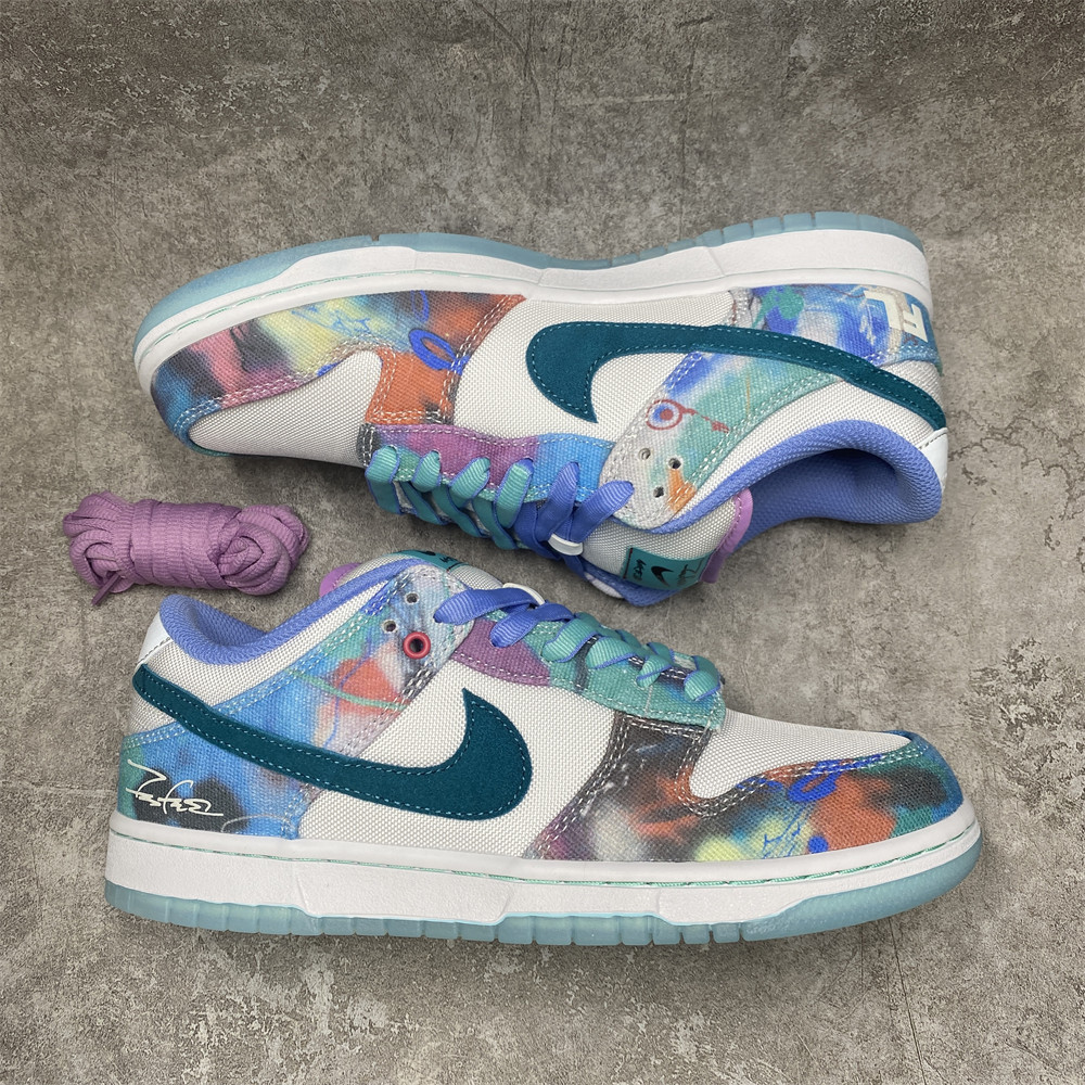 UA Nike SB Dunk Low Futura Laboratories Bleached Aqua