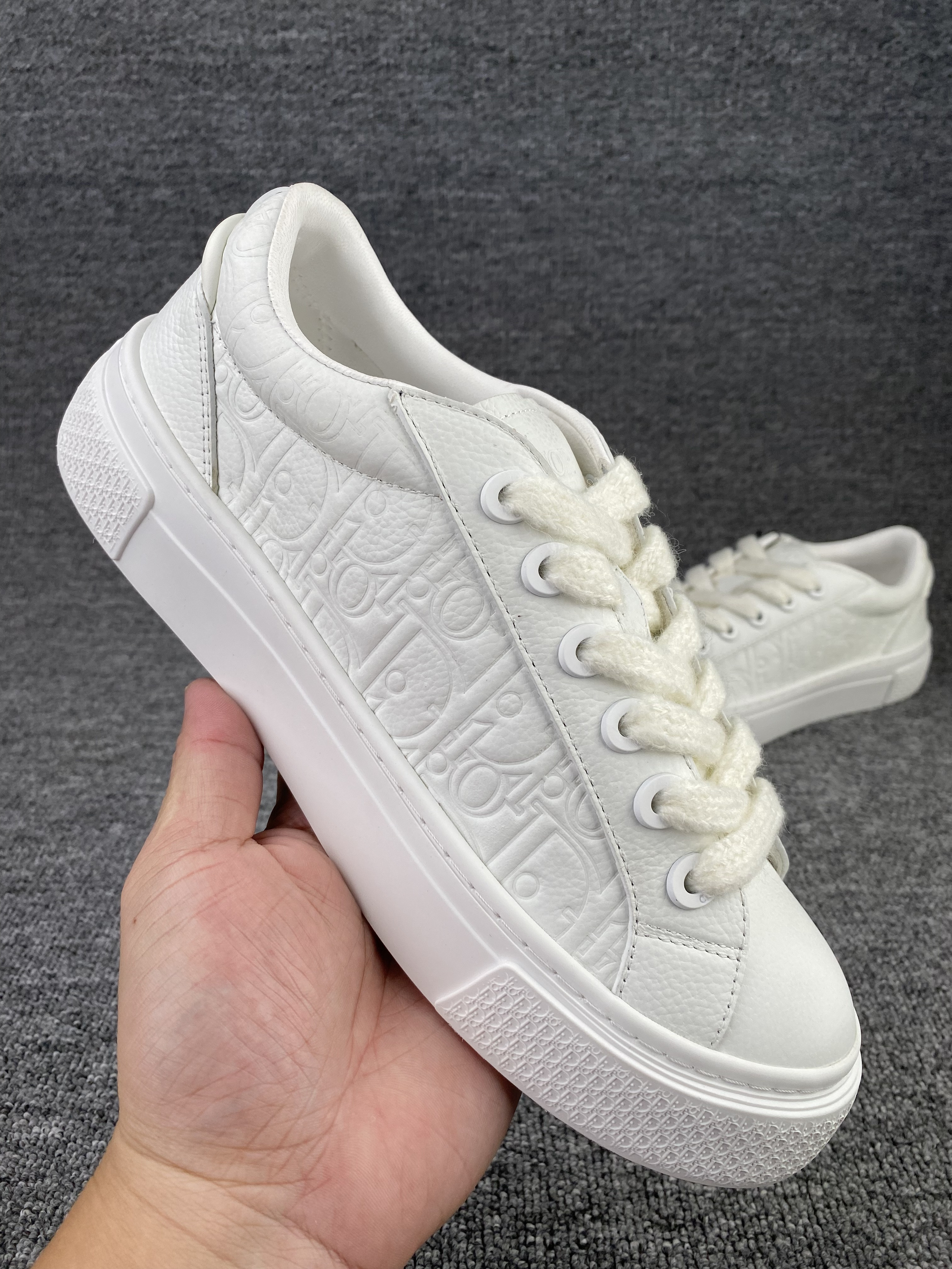 UA D*0r B33 Sneaker