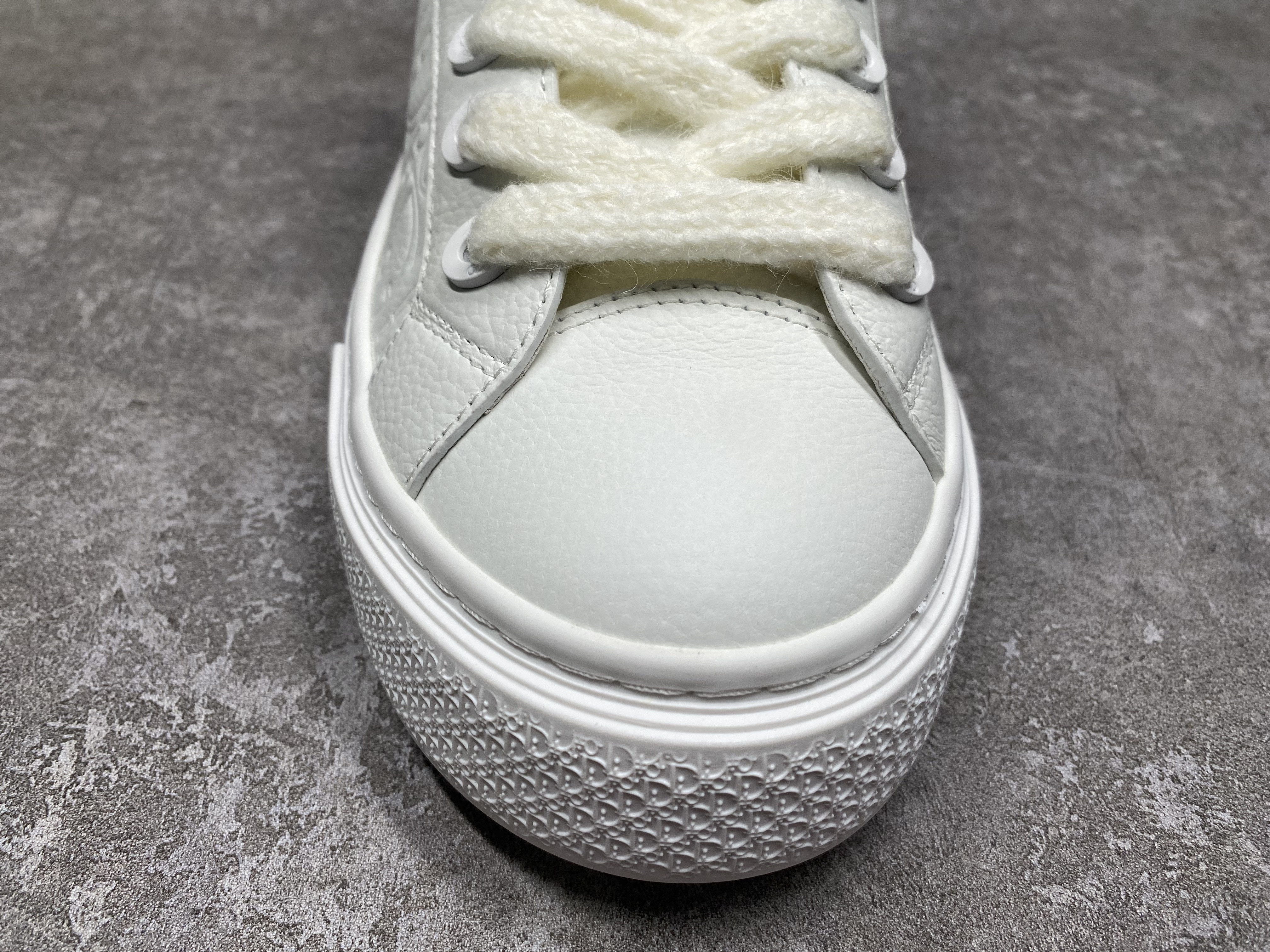 UA D*0r B33 Sneaker