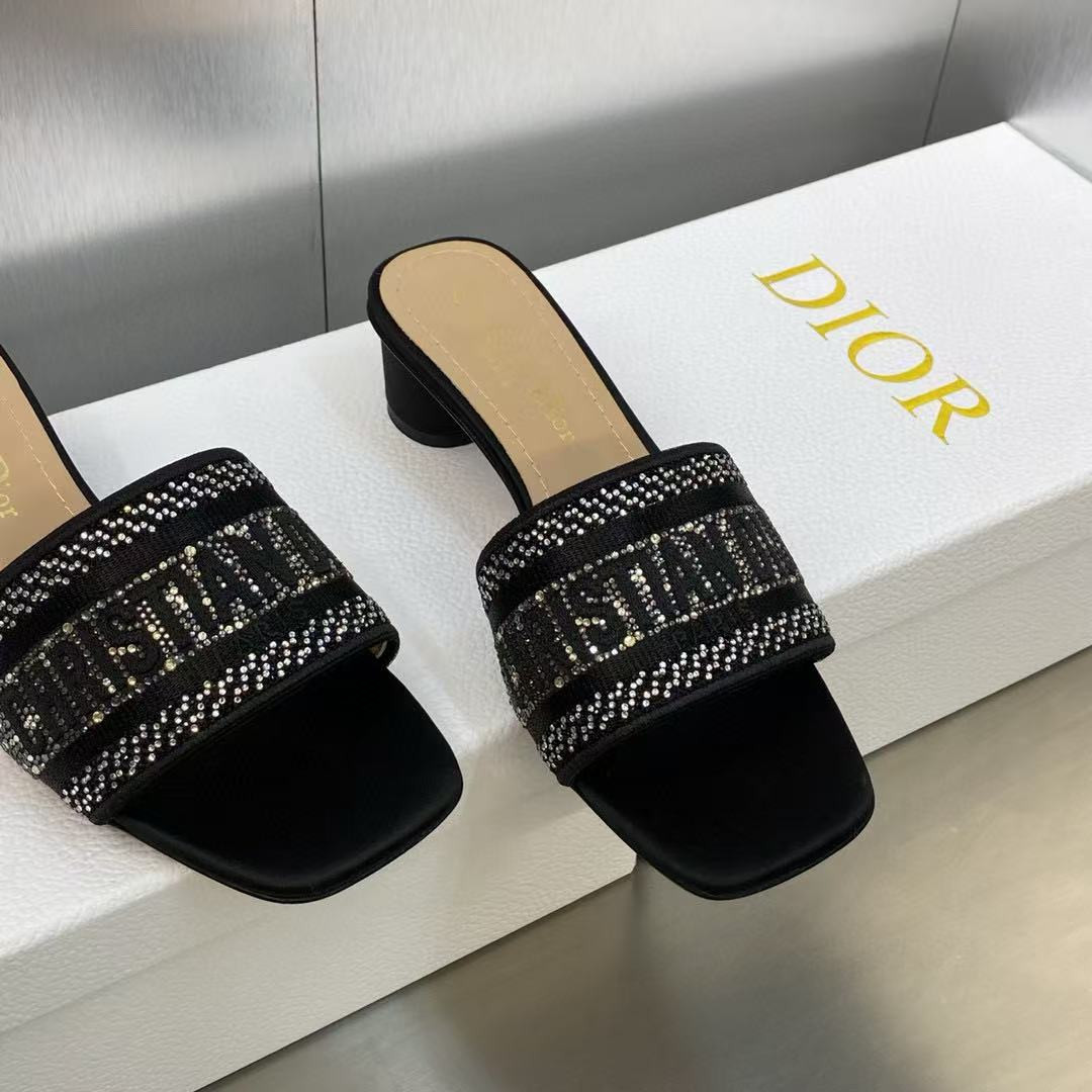 UA D*0ramour Dway Heeled Slide