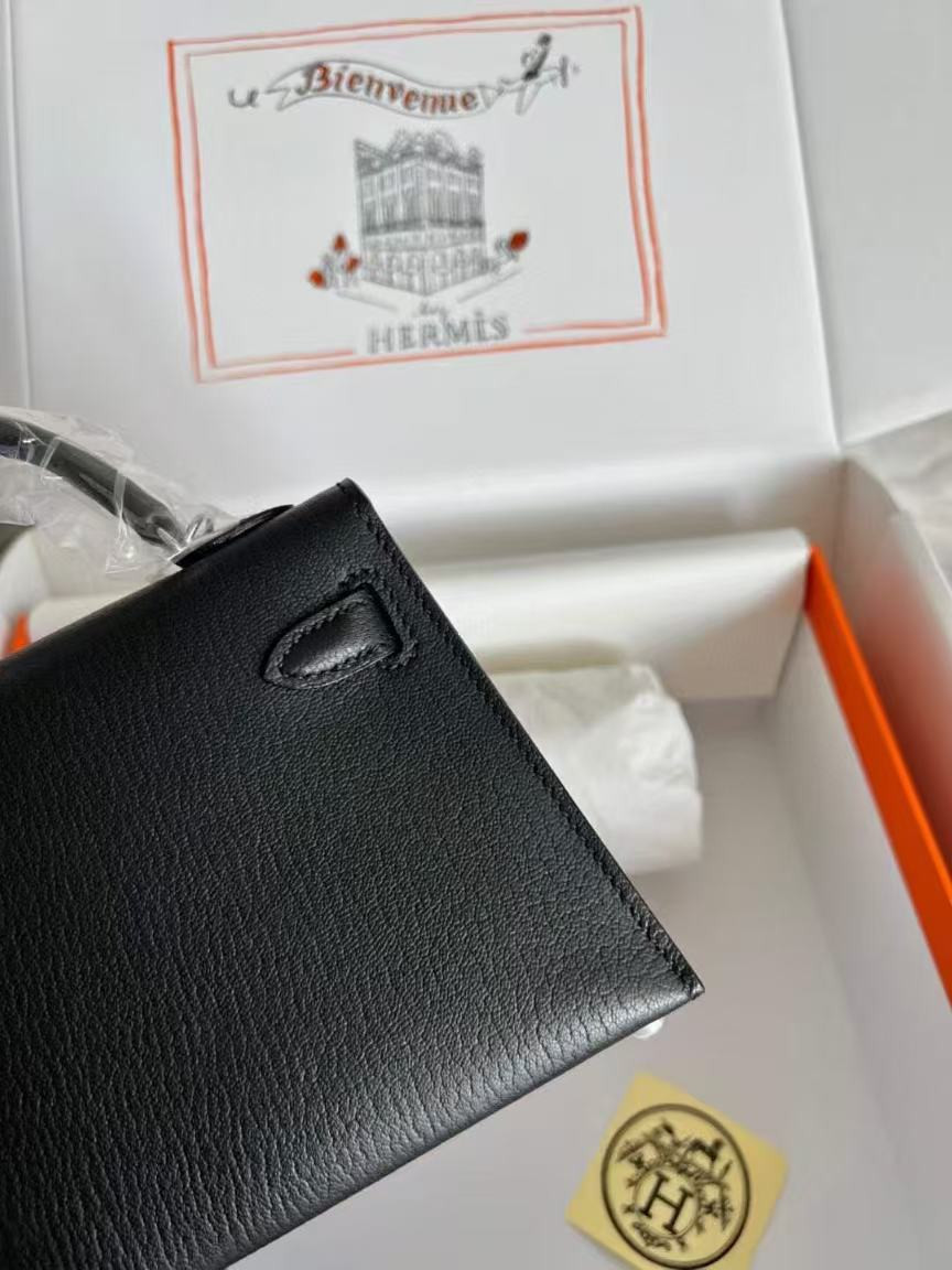 Hermès Mini Kelly Chèvre 19 19×6×12cm
