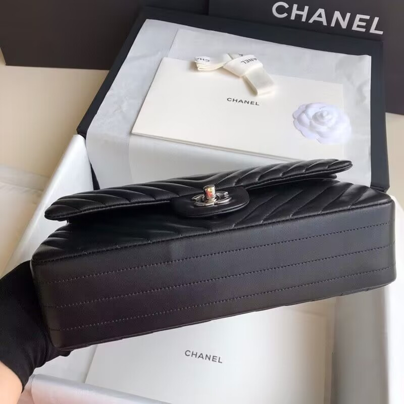 Ch*el Flap Bag 25cm