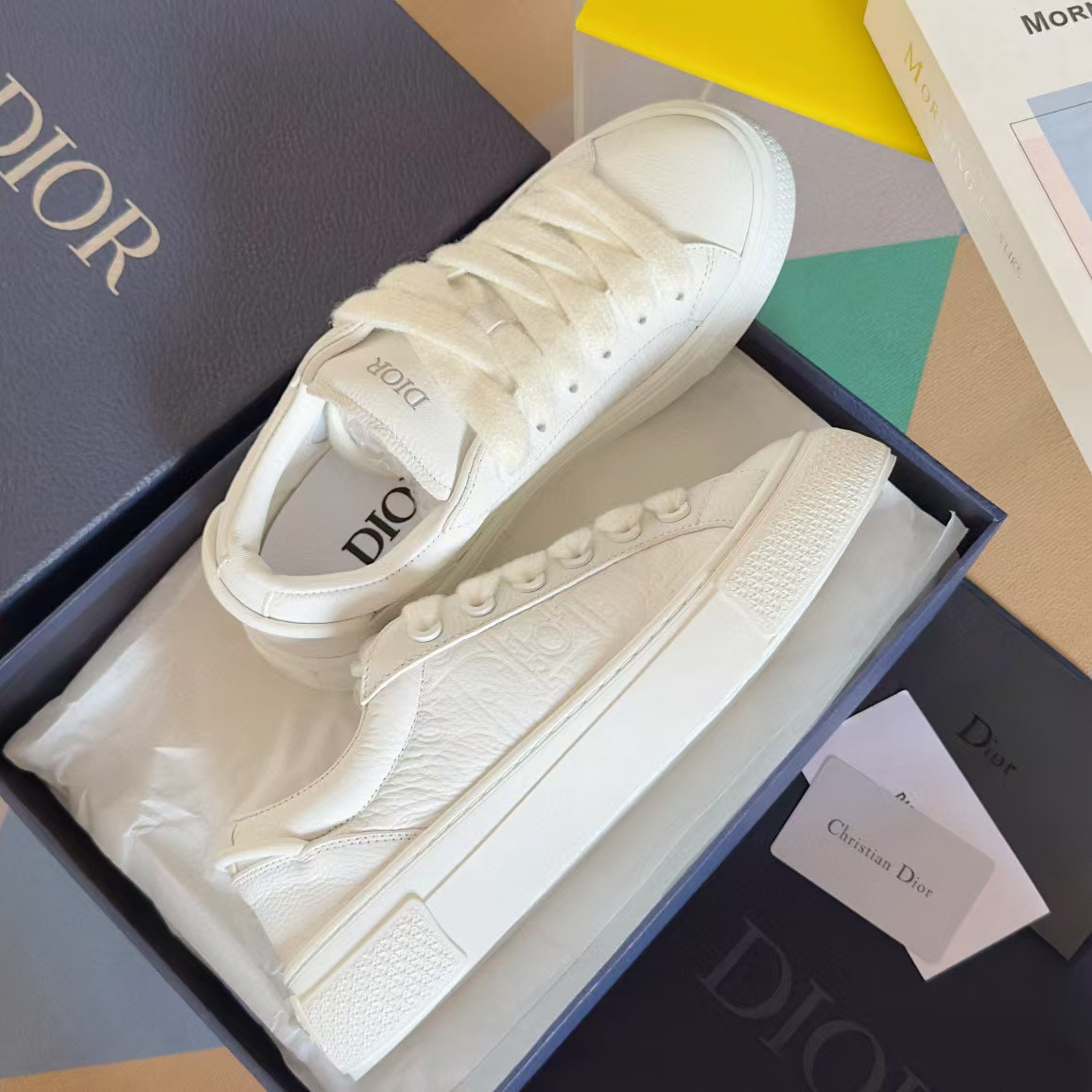 UA D*0r B33 Sneaker