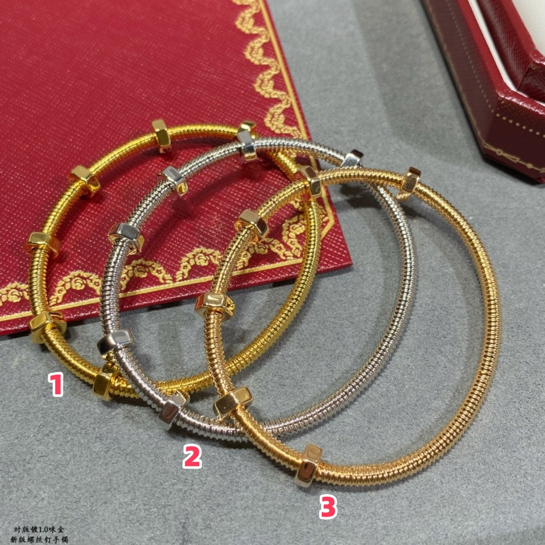 Ca*t*er Screw Bracelet
