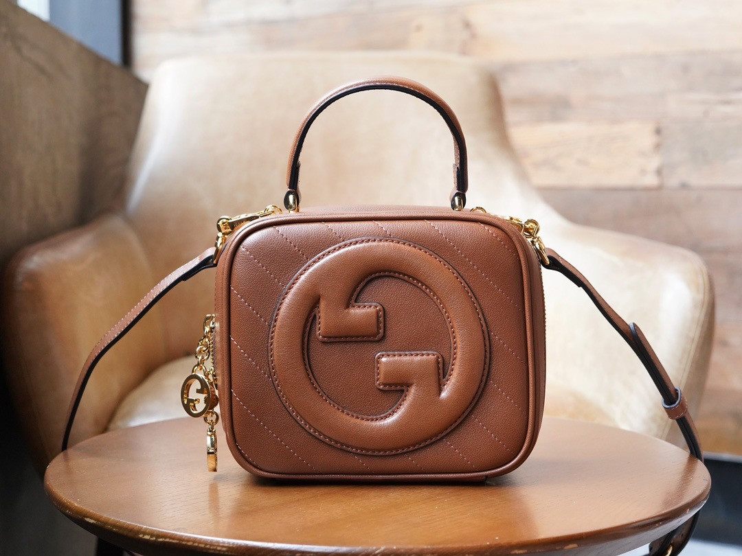 G*u*i Blondie Top Handle Bag