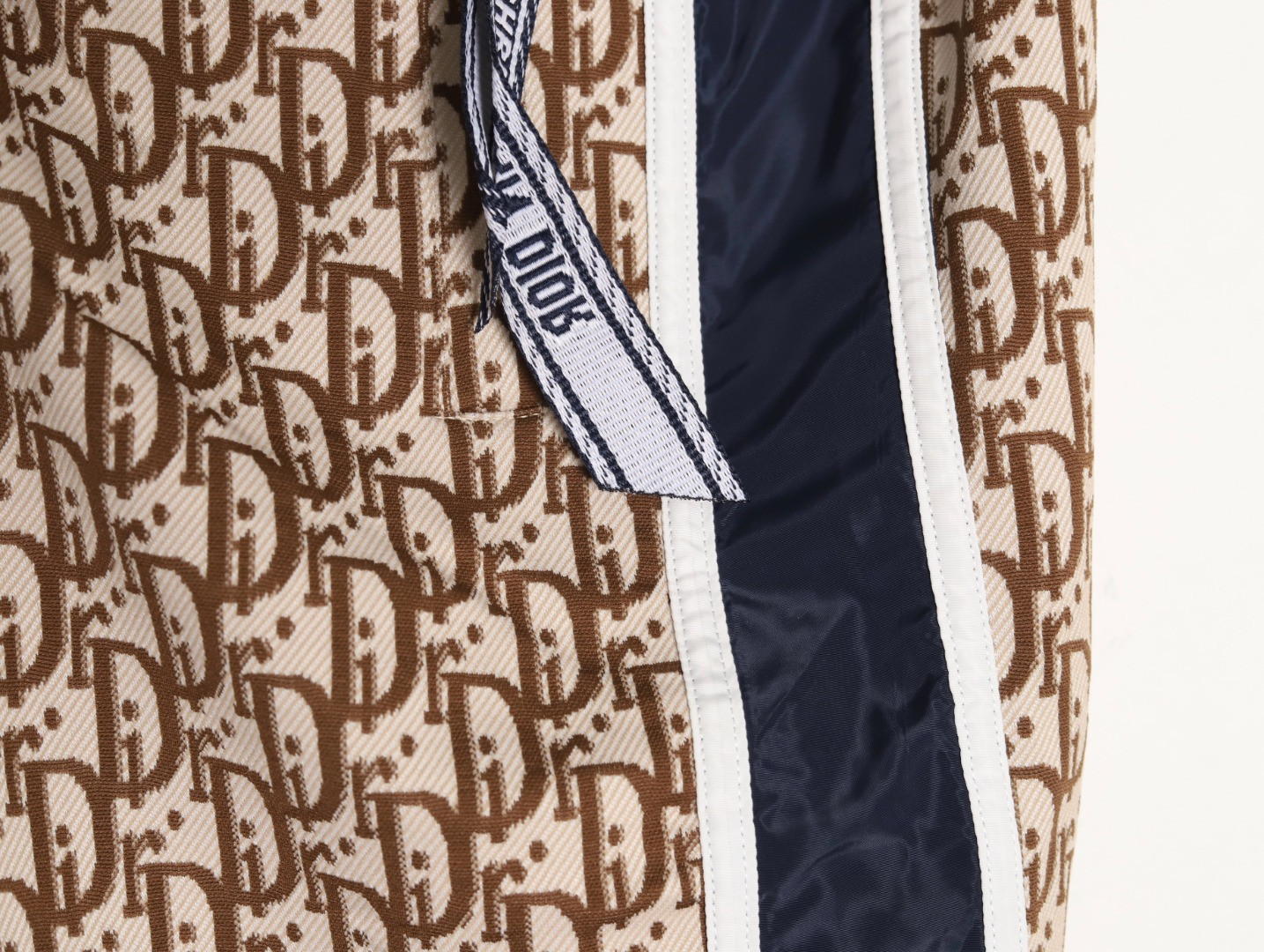 D*0r 25ss shorts