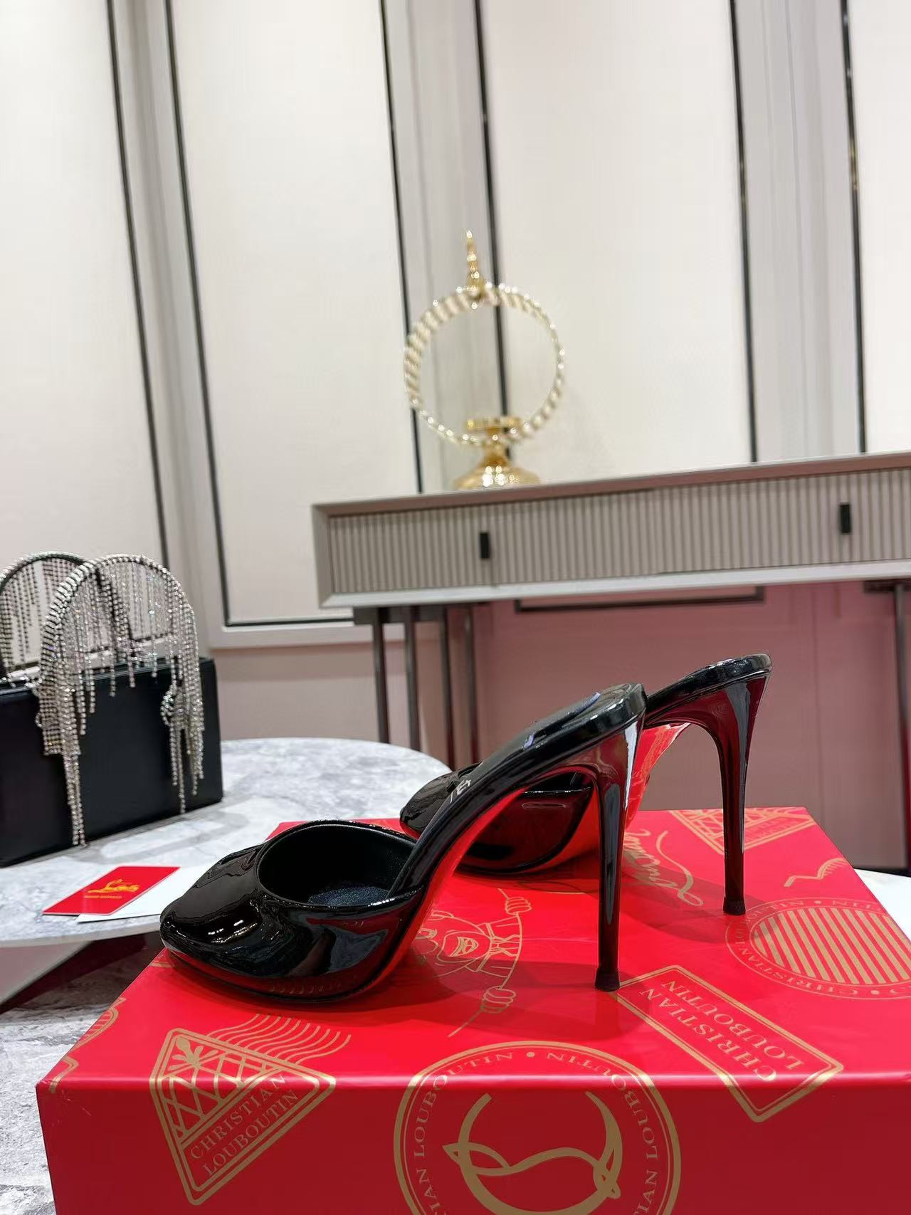 UA Ch**an Louboutin Me Dolly 100 Patent Leather Mules