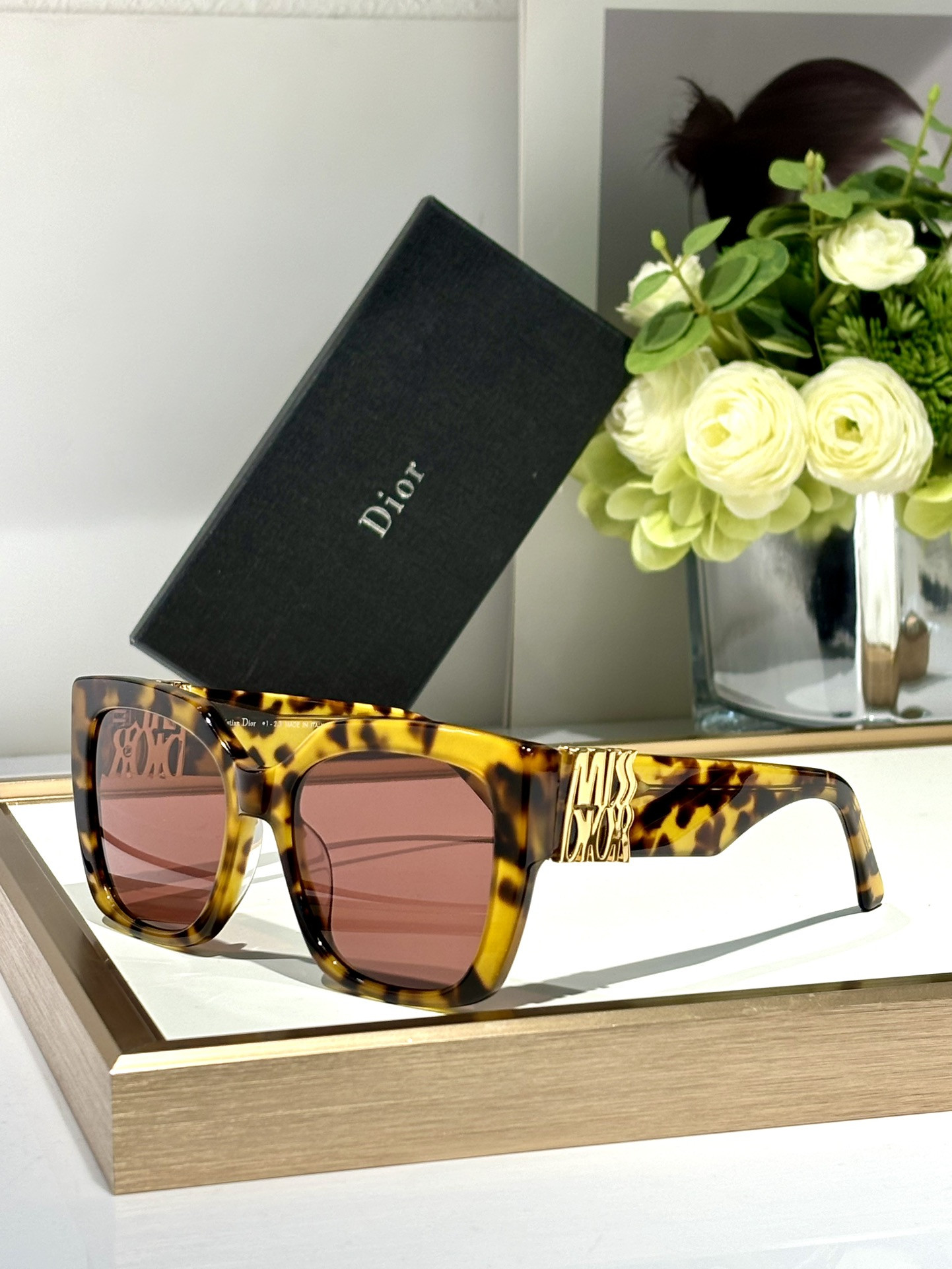D*0r Glasses