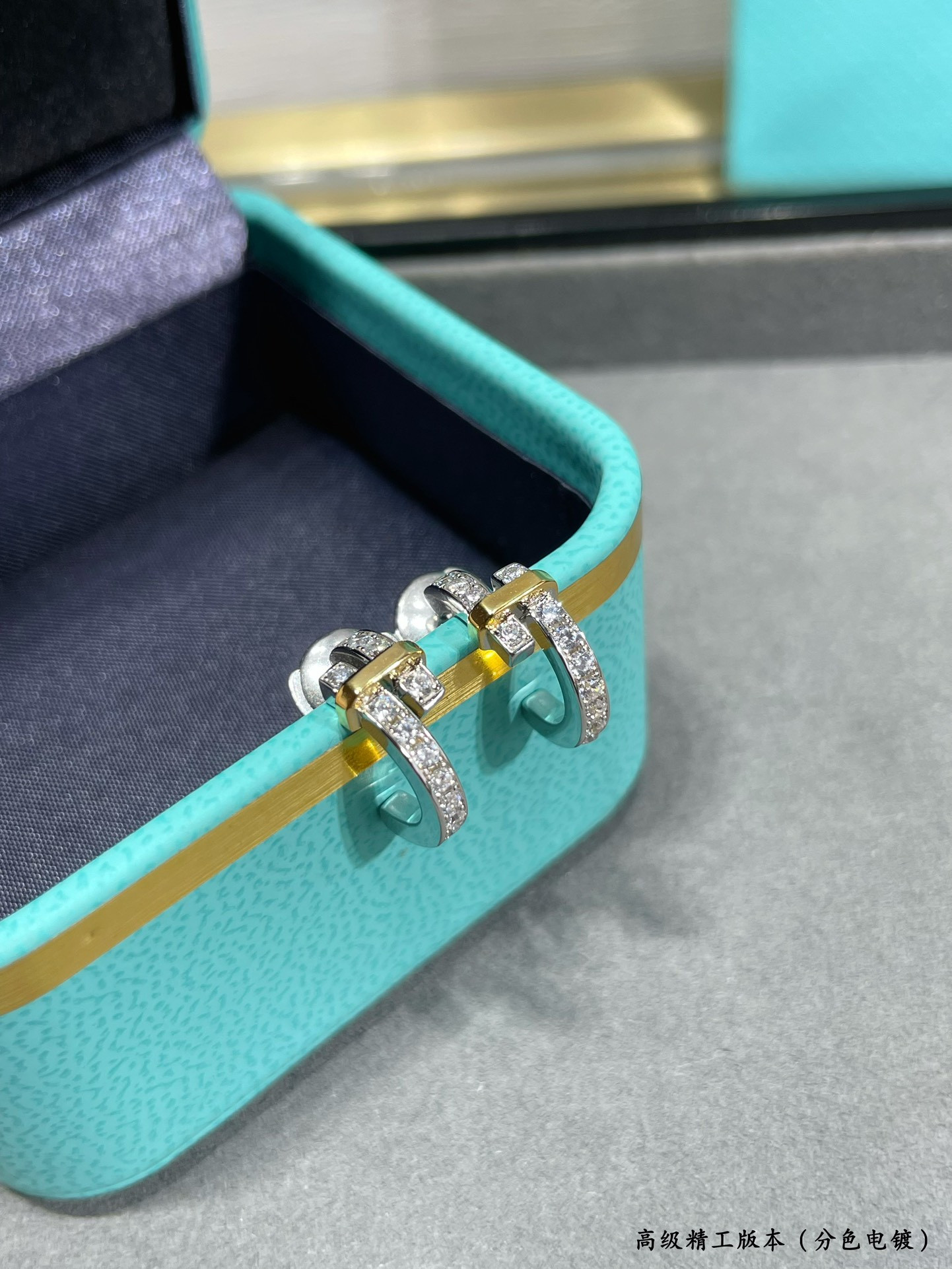 T*f*ny & Co. Double Tone Round Stud Earrings