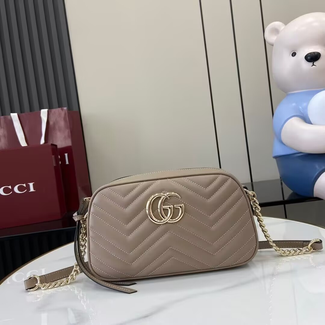 G*u*i GG Marmont small shoulder bag 24x12x7cm