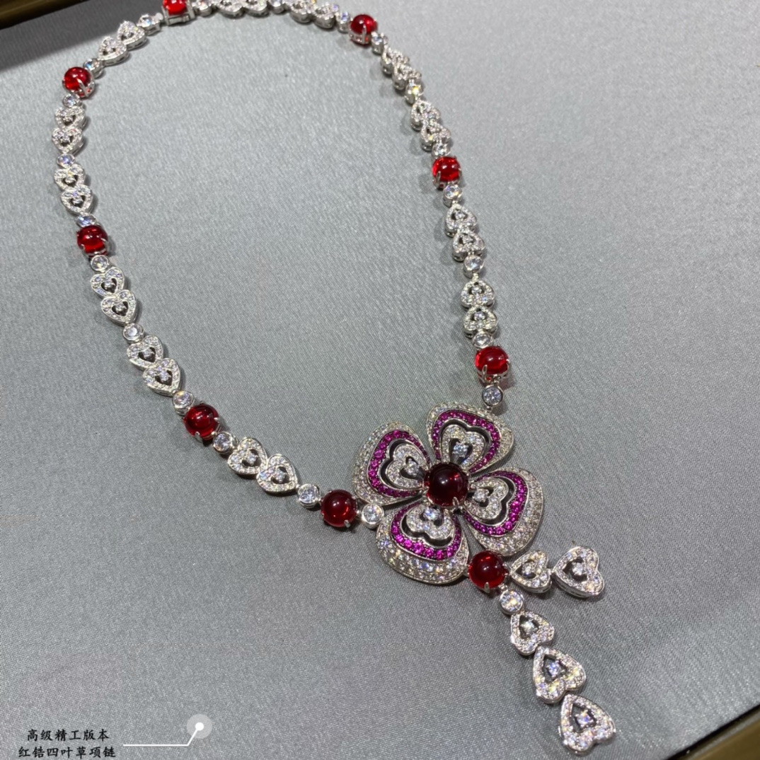 B*l*ai Four Leaf Clover Necklace(No refund or exchange)