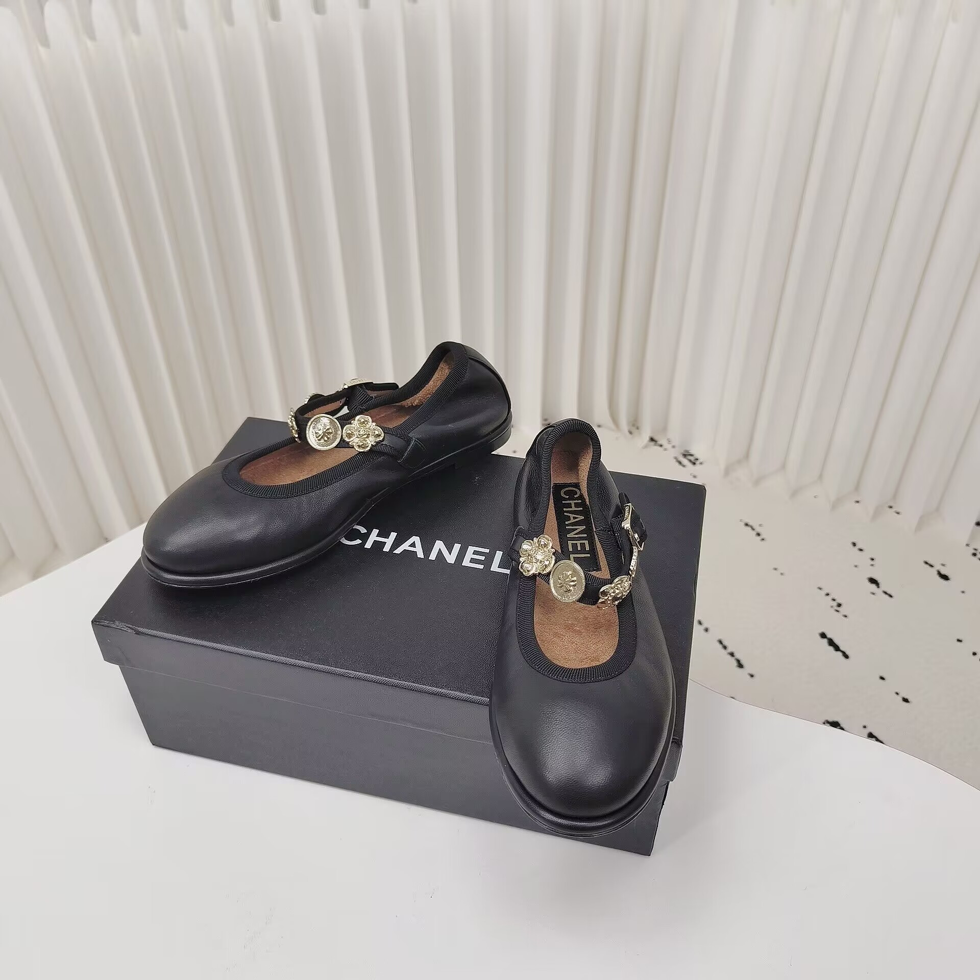 UA Ch*el MARY JANES