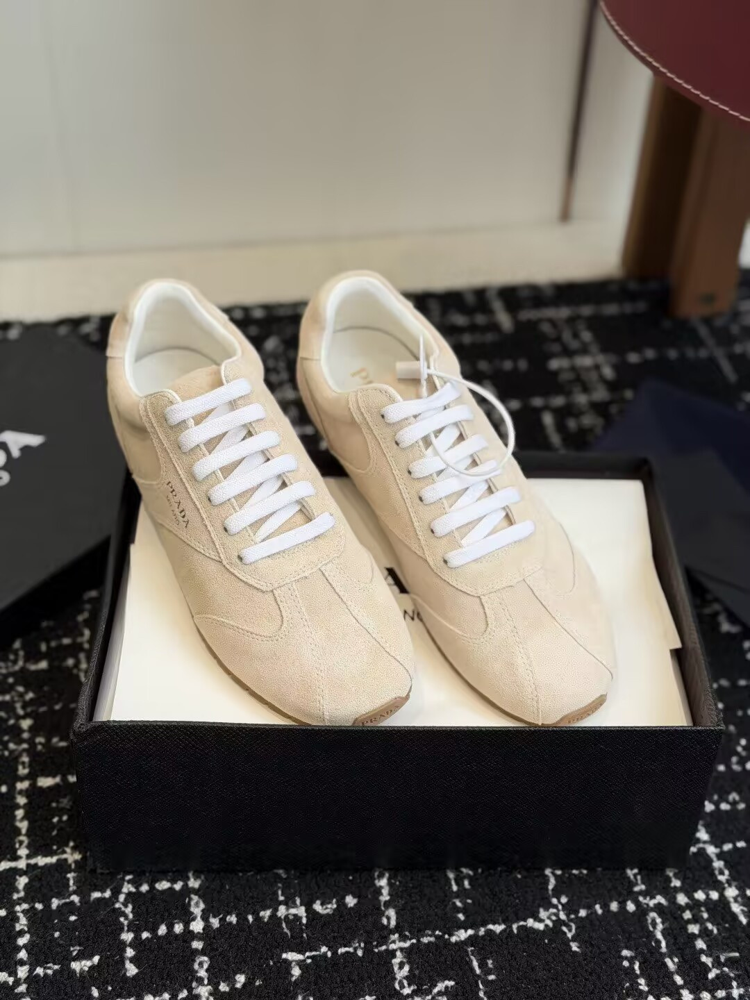ua Pra*a sneakers