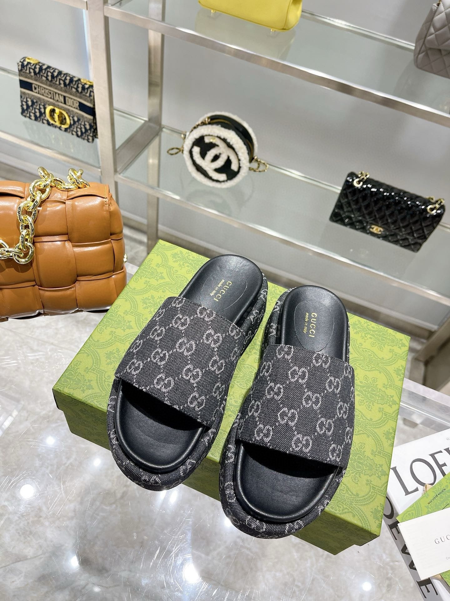 UA G*u*i GG PLATFORM Slide Sandal