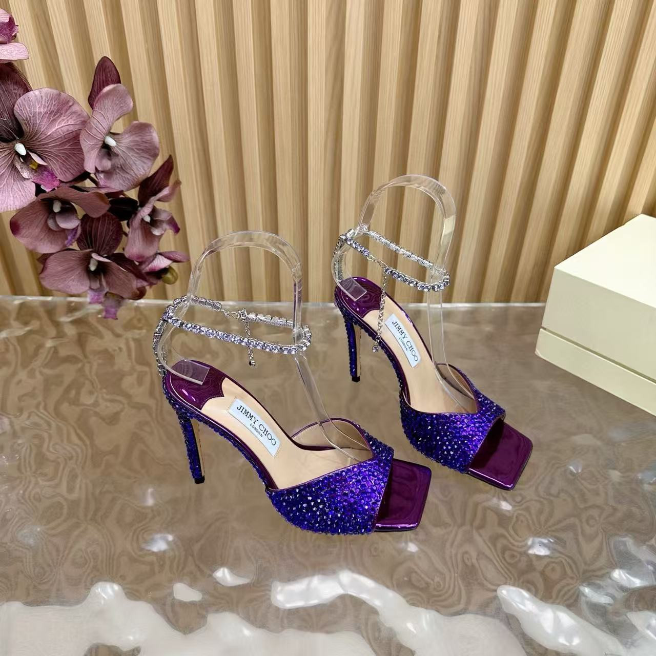 UA Ji*y Ch* Pumps