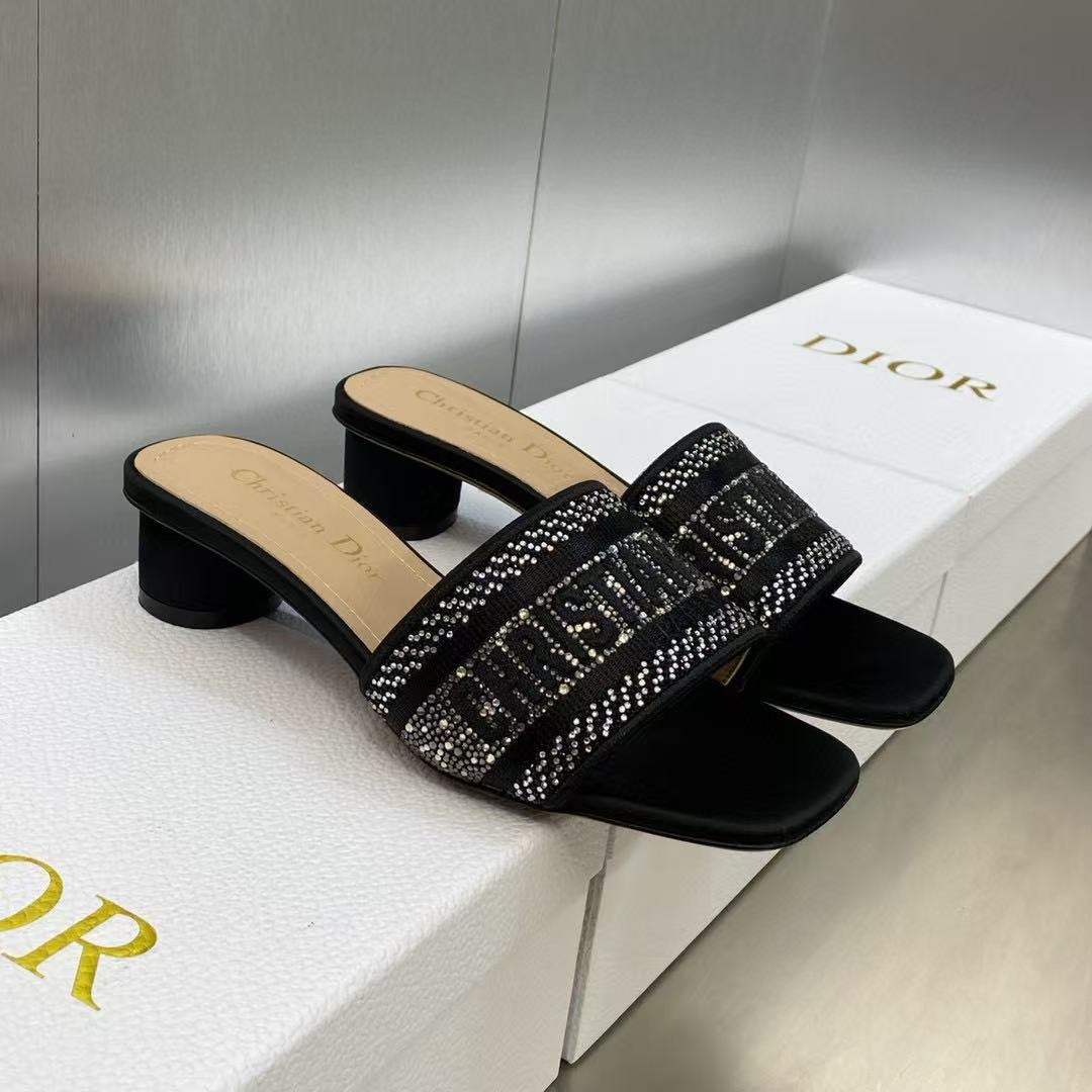 UA D*0ramour Dway Heeled Slide