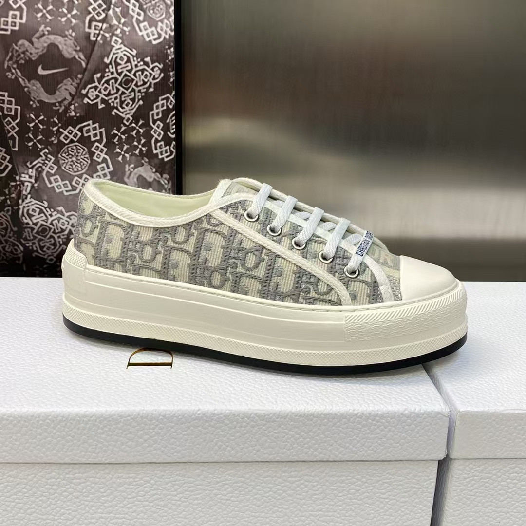 UA D*0r Sneaker