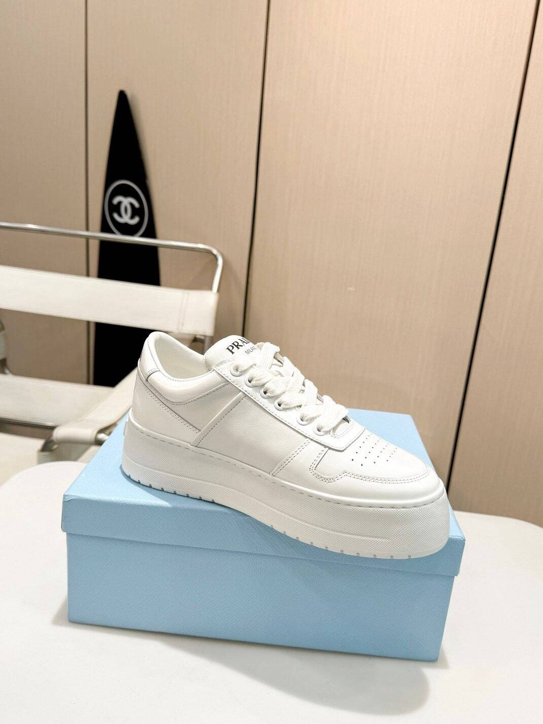 ua Pra*a downtown bold sneaker