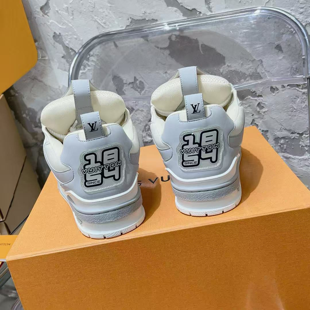 UA LV Trainer Sneaker