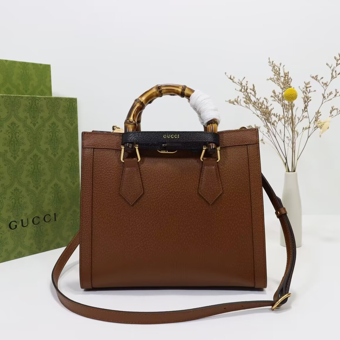 G*u*i Diana Tote Bag 27x24x11cm
