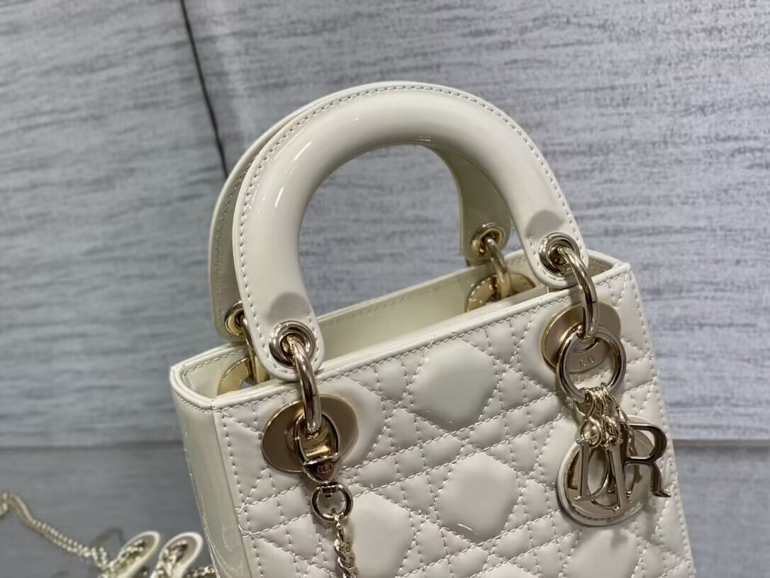 D*0r  Classic Lady 17×7×15cm