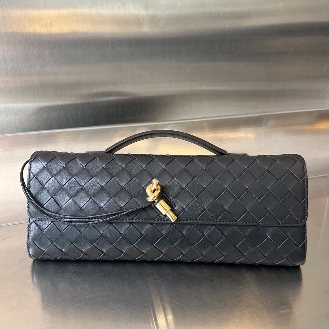 Bo*te*ga Ve*ne*ta Long Clutch Andiamo With Handle Black 31x13x3cm