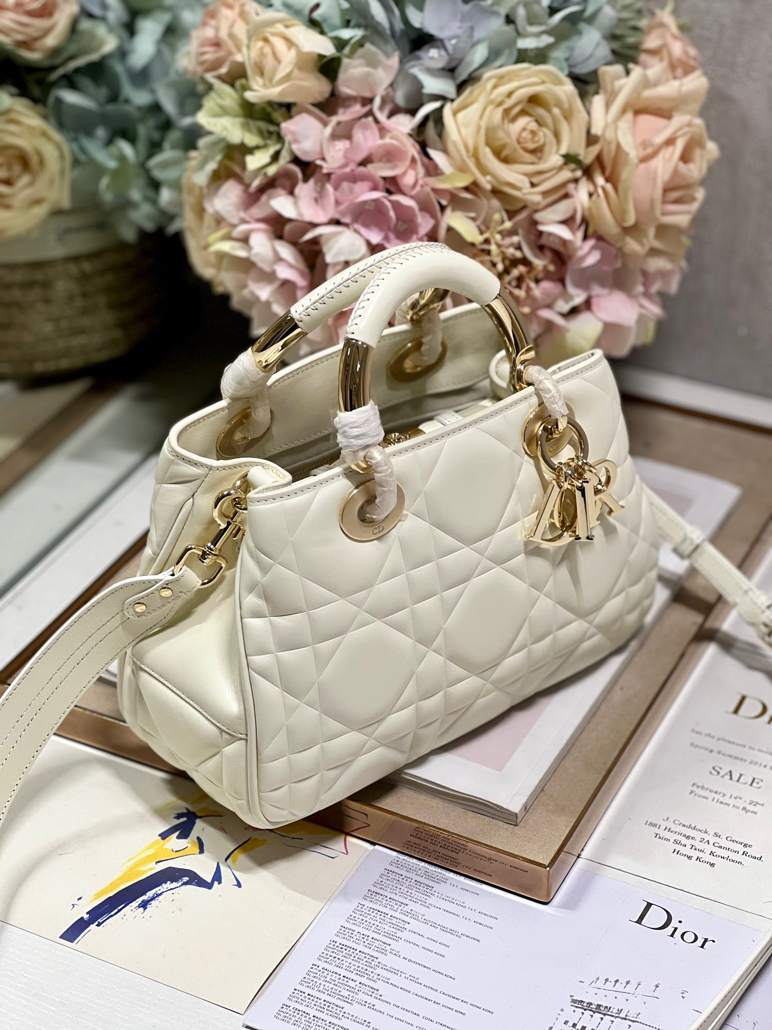 Lady D*0r 95•22  24×16.5×9.5cm