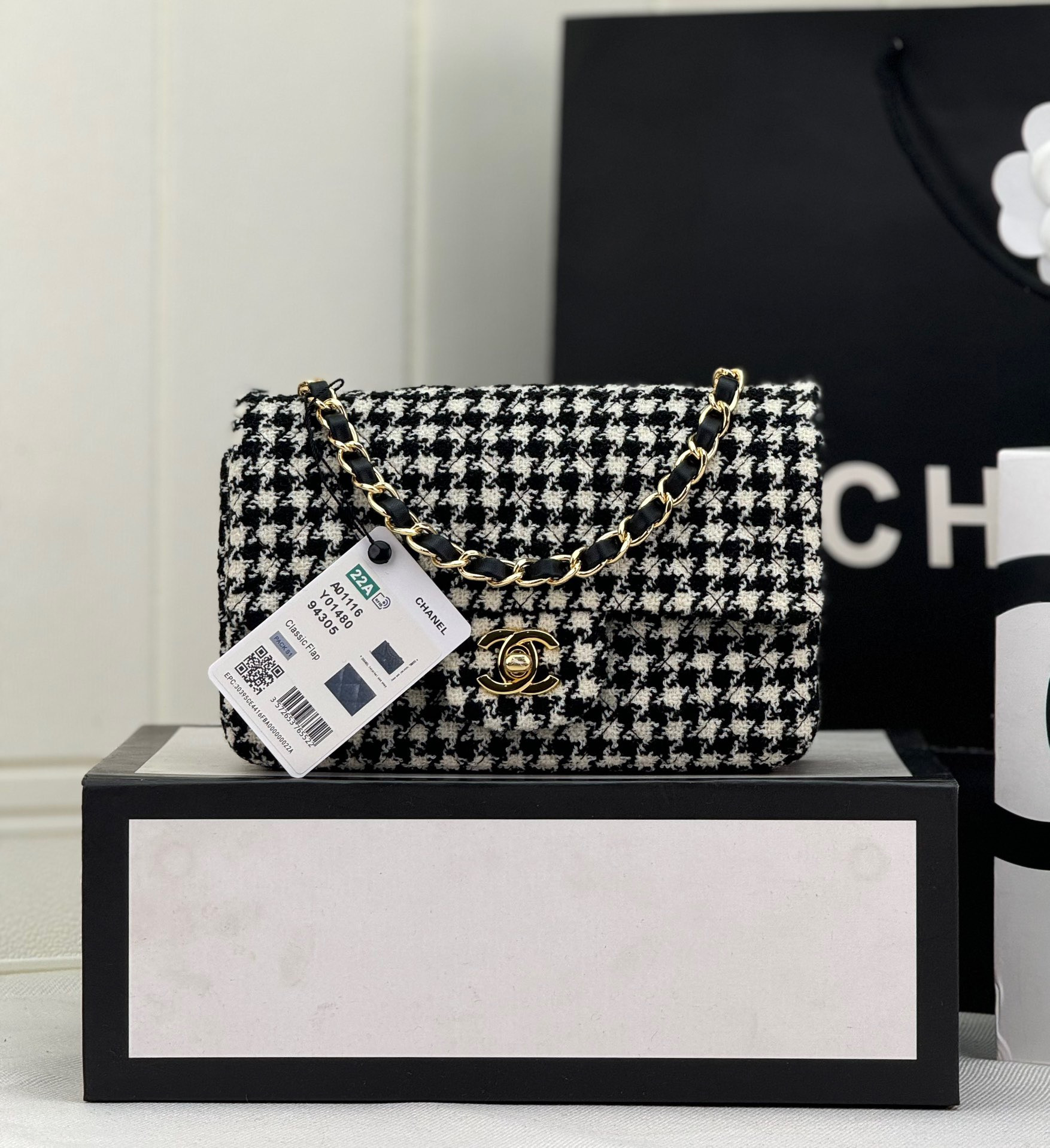 Ch*el MINI CLASSIC 11.12 HANDBAG 20 12 × 20 × 6 cm