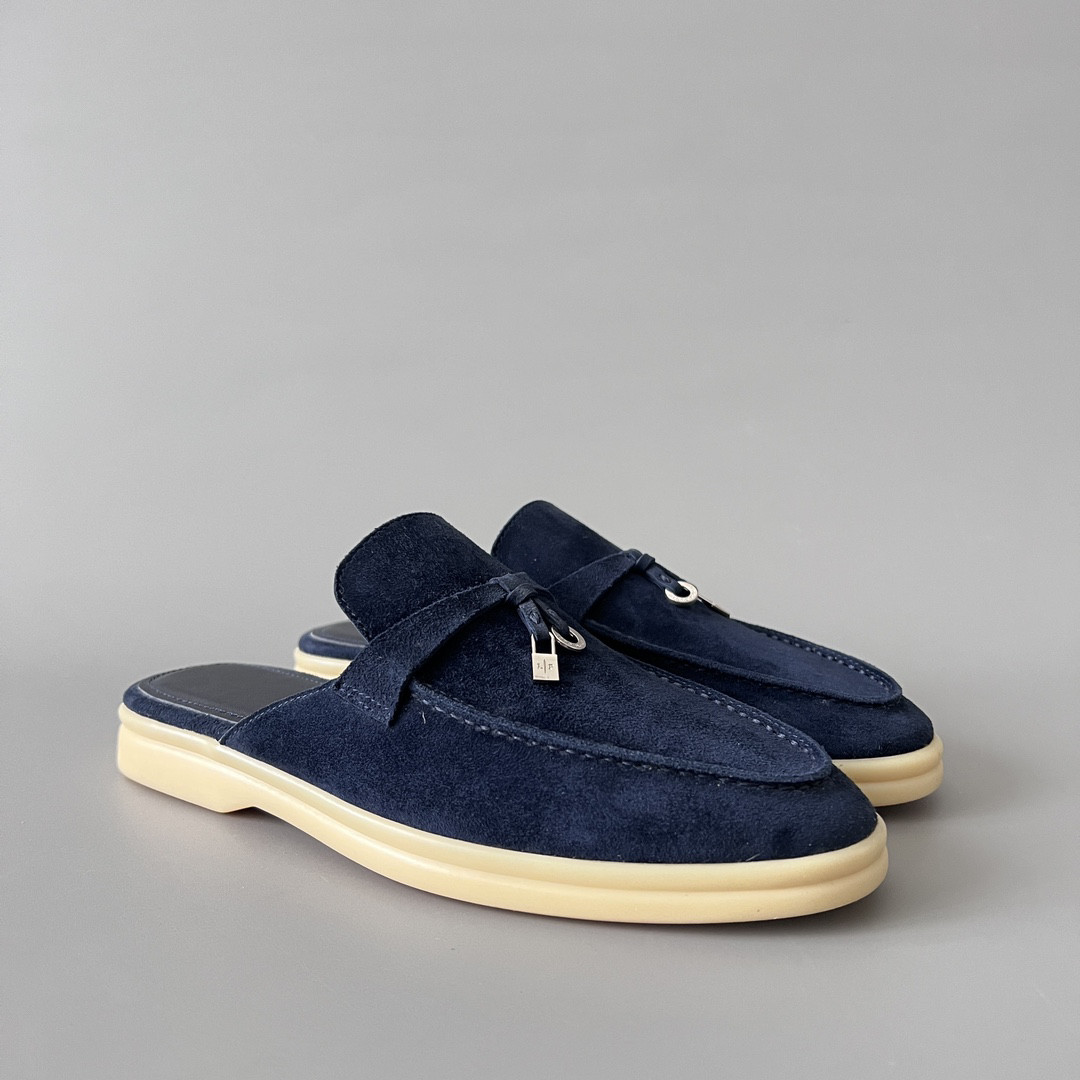 UA L**o p*ana Babouche Charms Walk Loafers