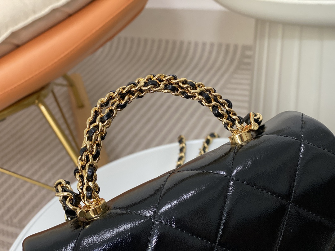 Ch*el WALLET ON CHAIN 19x13x7cm
