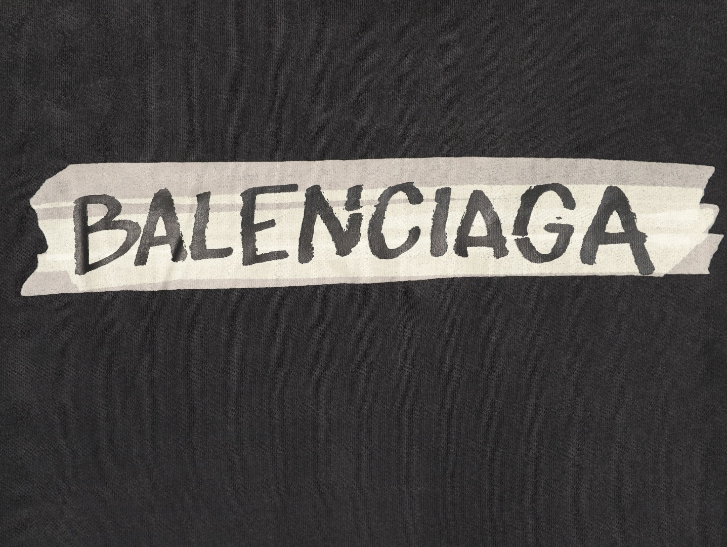 Ba*len*cia*ga long-sleeved t-shirt
