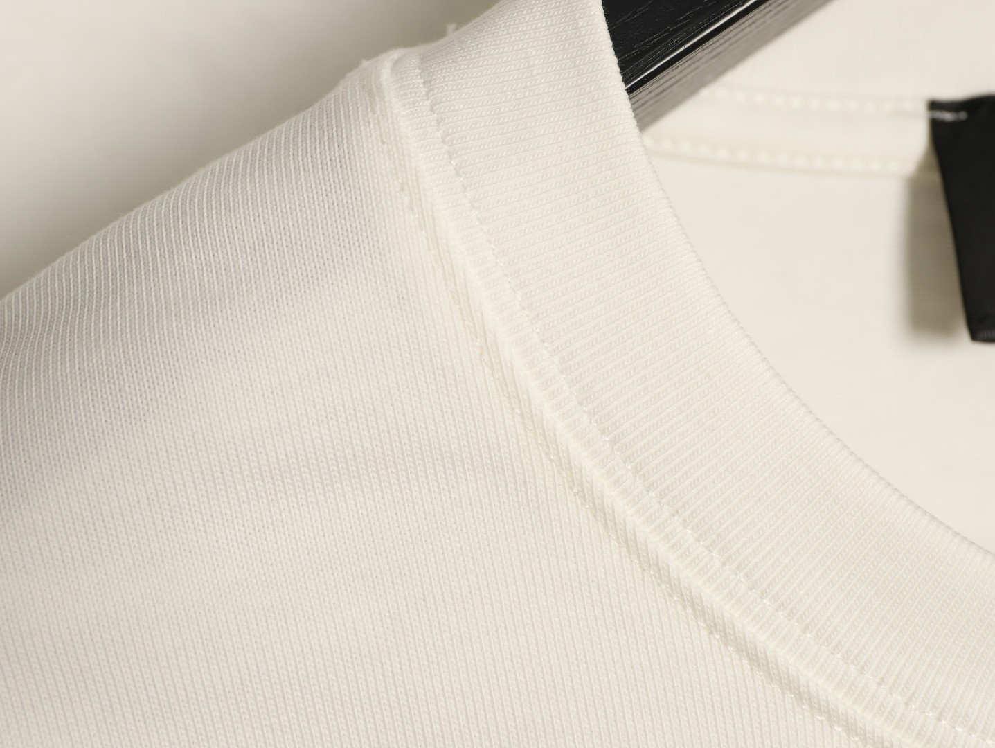 Pra*a long-sleeved t-shirt