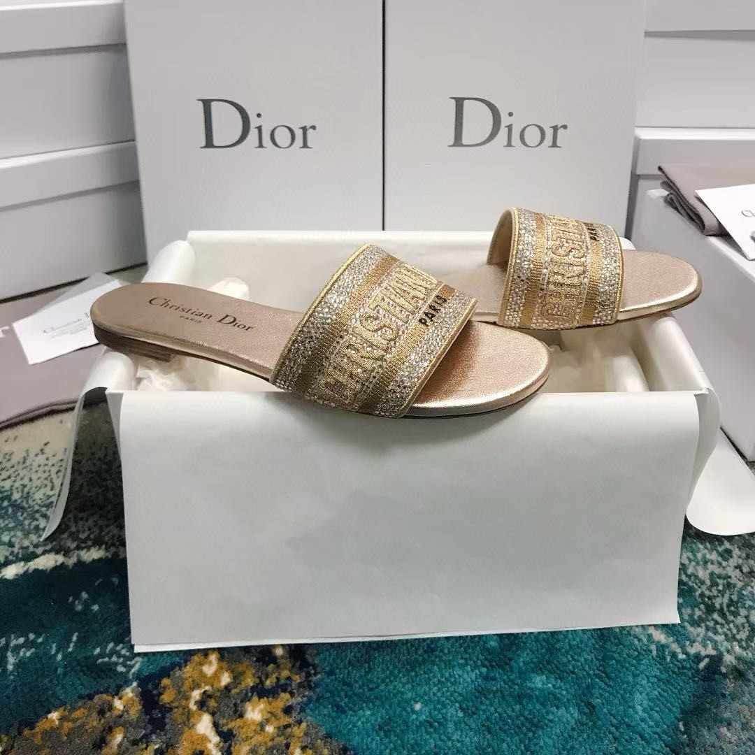 UA D*0r Dway Slide