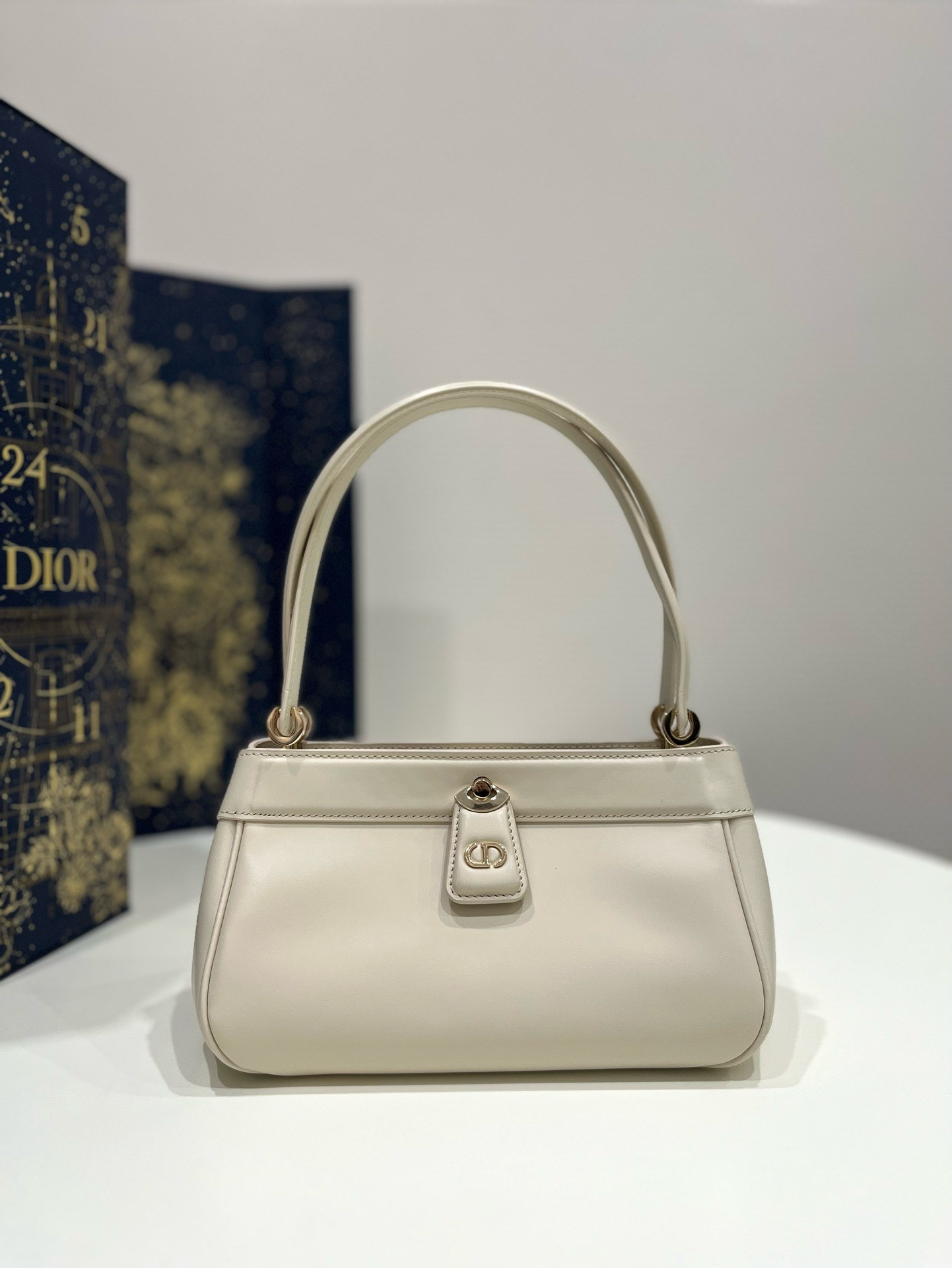 Ch**an D*0r SMALL D*0r KEY BAG 8.5x5x4.5 in