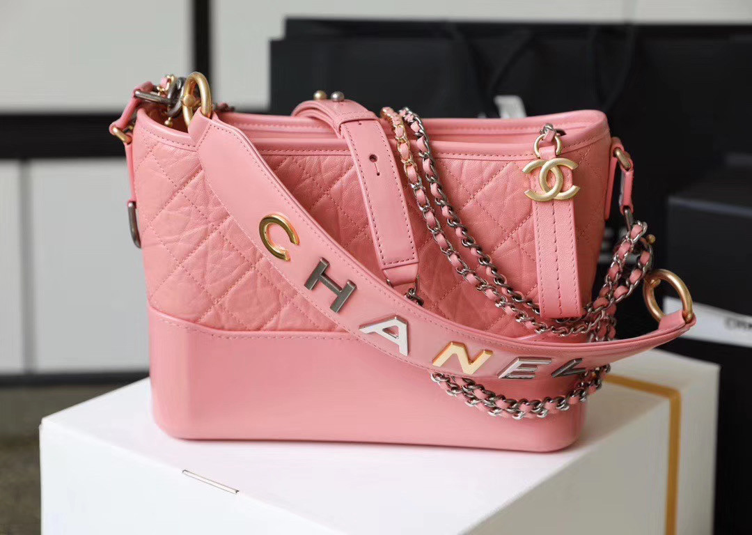 Ch*el Gabrielle medium size 25cm in pink