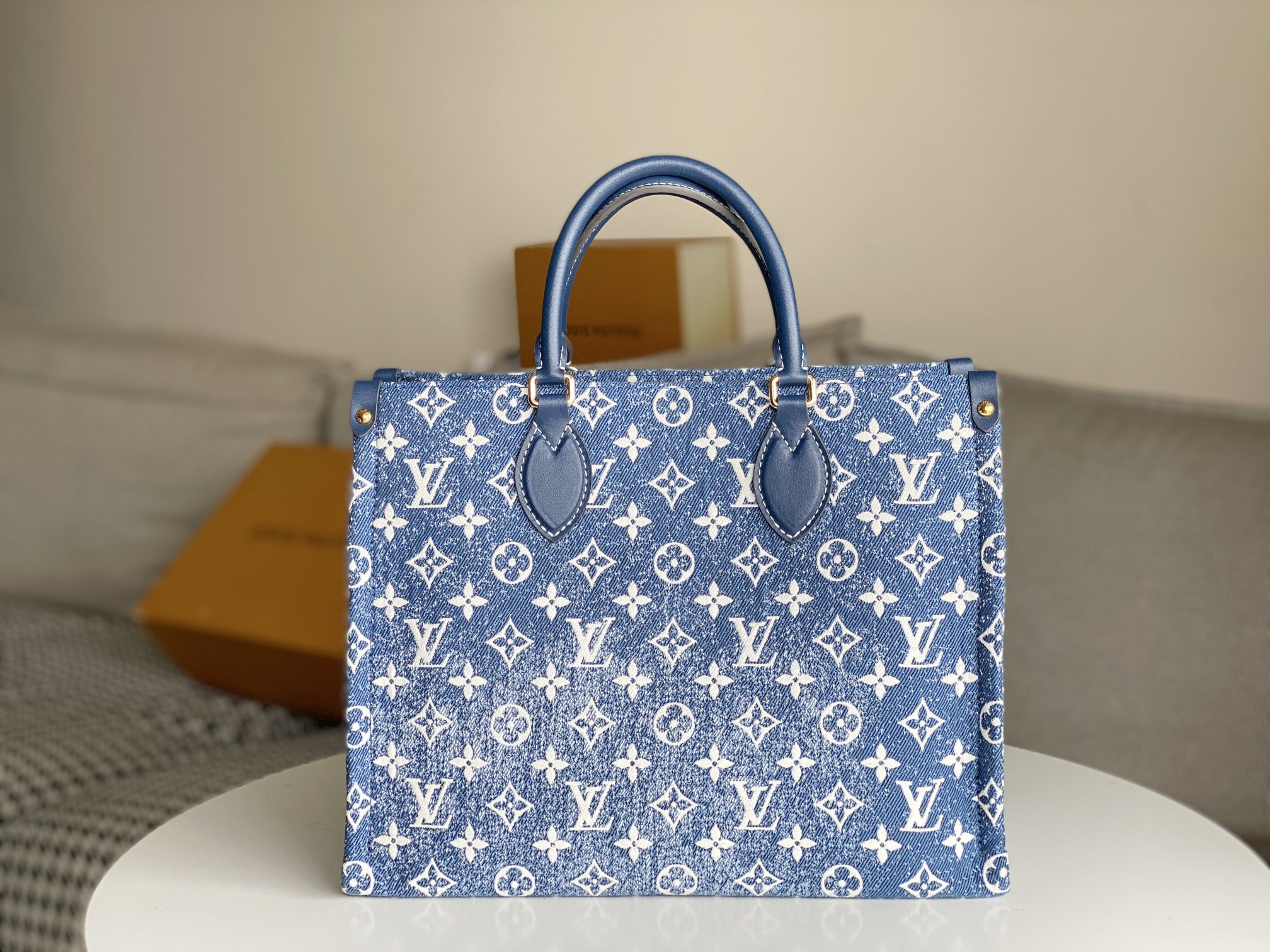 L0*is V*t0n OnTheGo MM M59608 35x27x14CM