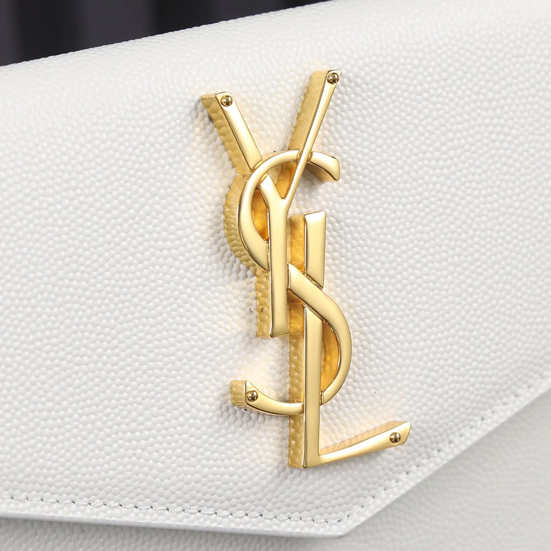 Y*L UPTOWN POUCH IN GRAIN DE POUDRE EMBOSSED LEATHER BLANC VINTAGE 10.6 X 6.2 X 0.7 INCHES