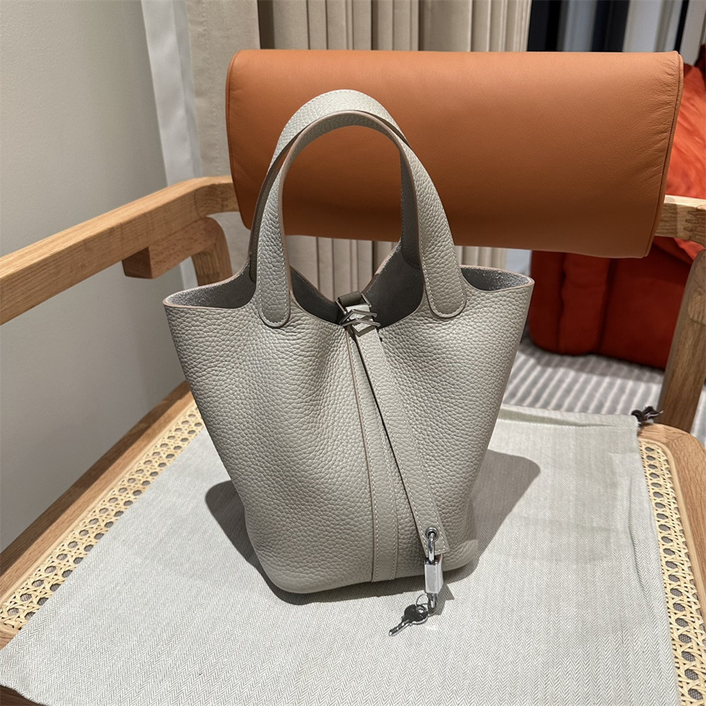Hermès Picotin 18cm Glacier White without original box