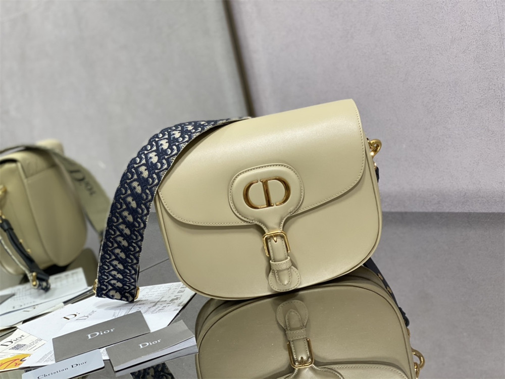 LARGE D*0r BOBBY BAG Light green Box Calfskin