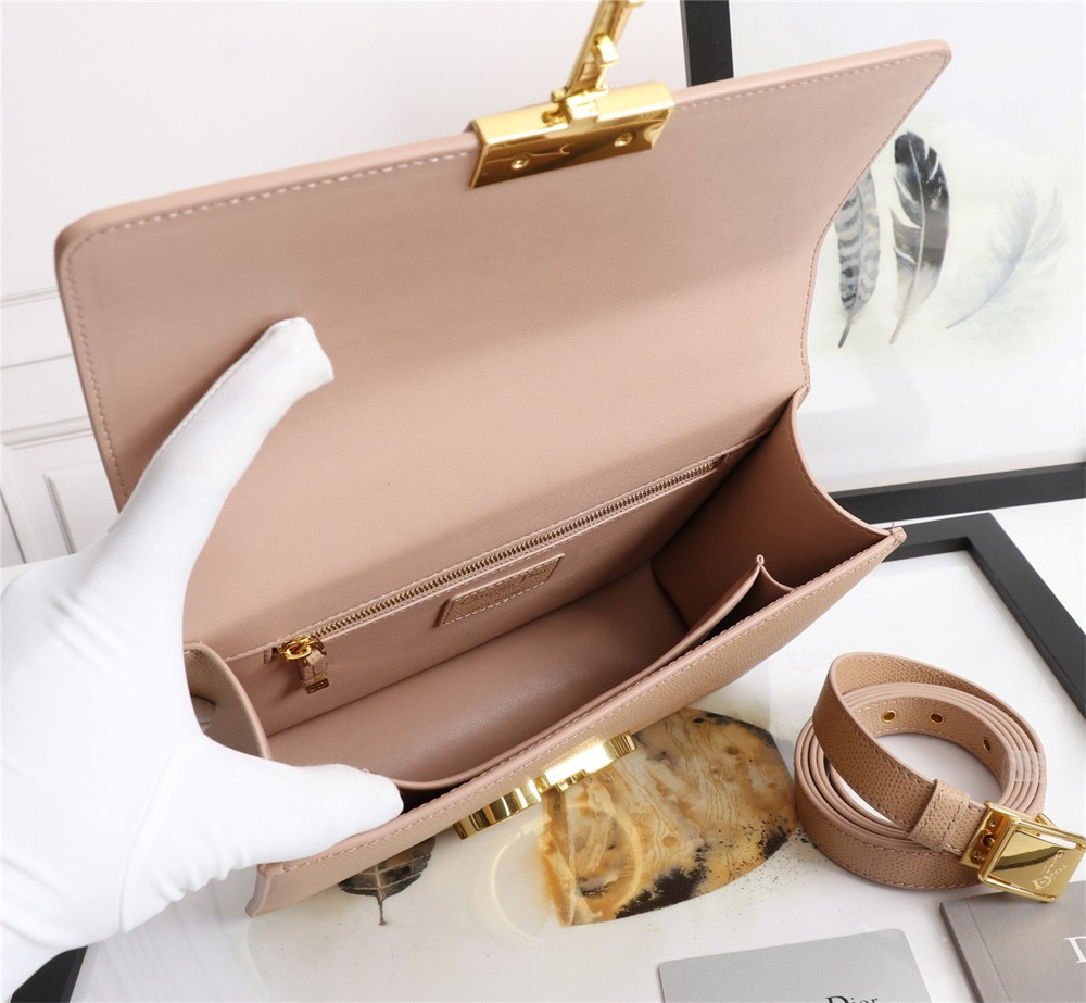D*0r 30 MONTAIGNE CHAIN BAG Grained Pink