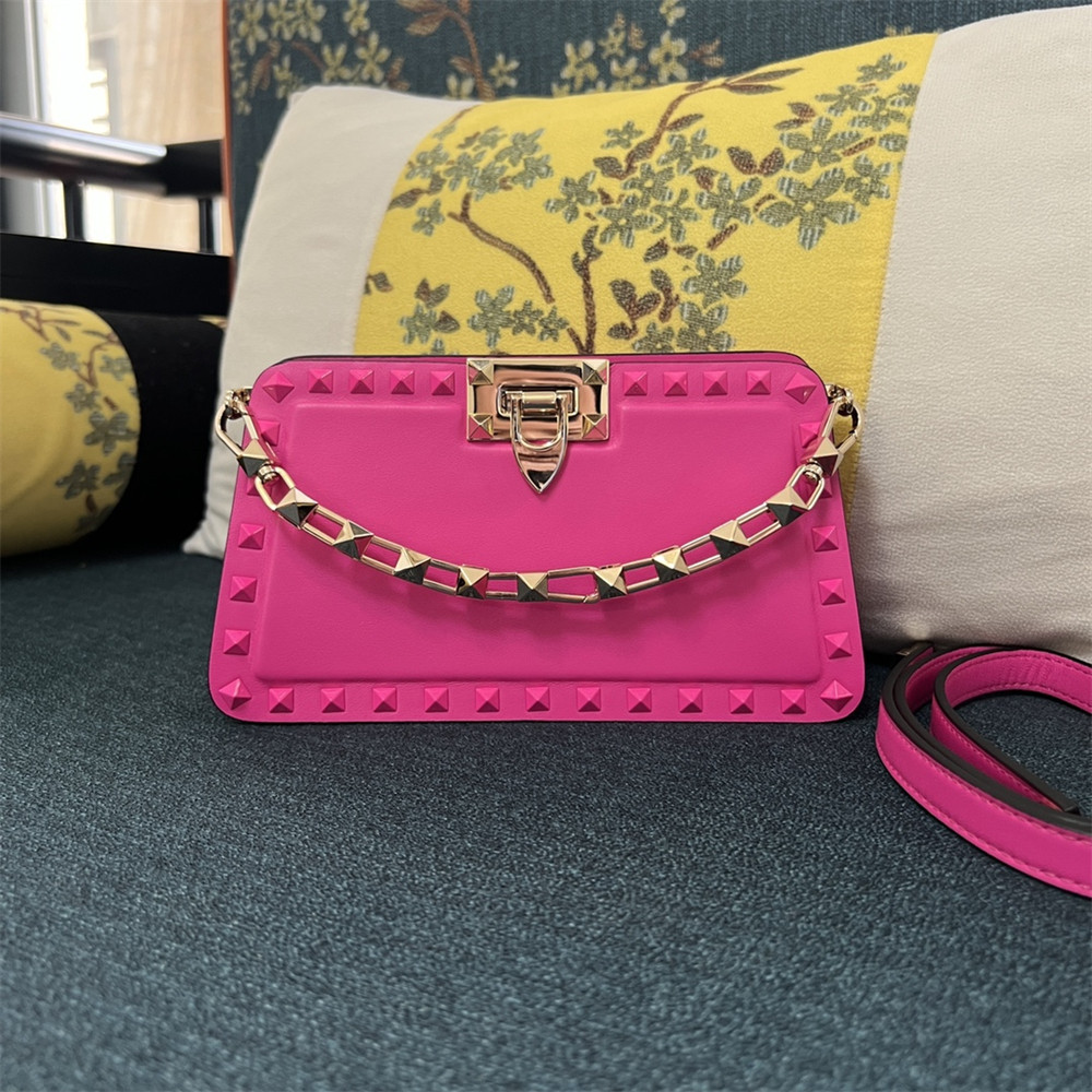 va*t*no GARAVANI ROCKSTUD23 SMALL SMOOTH CALFSKIN SHOULDER BAG ROSERED
