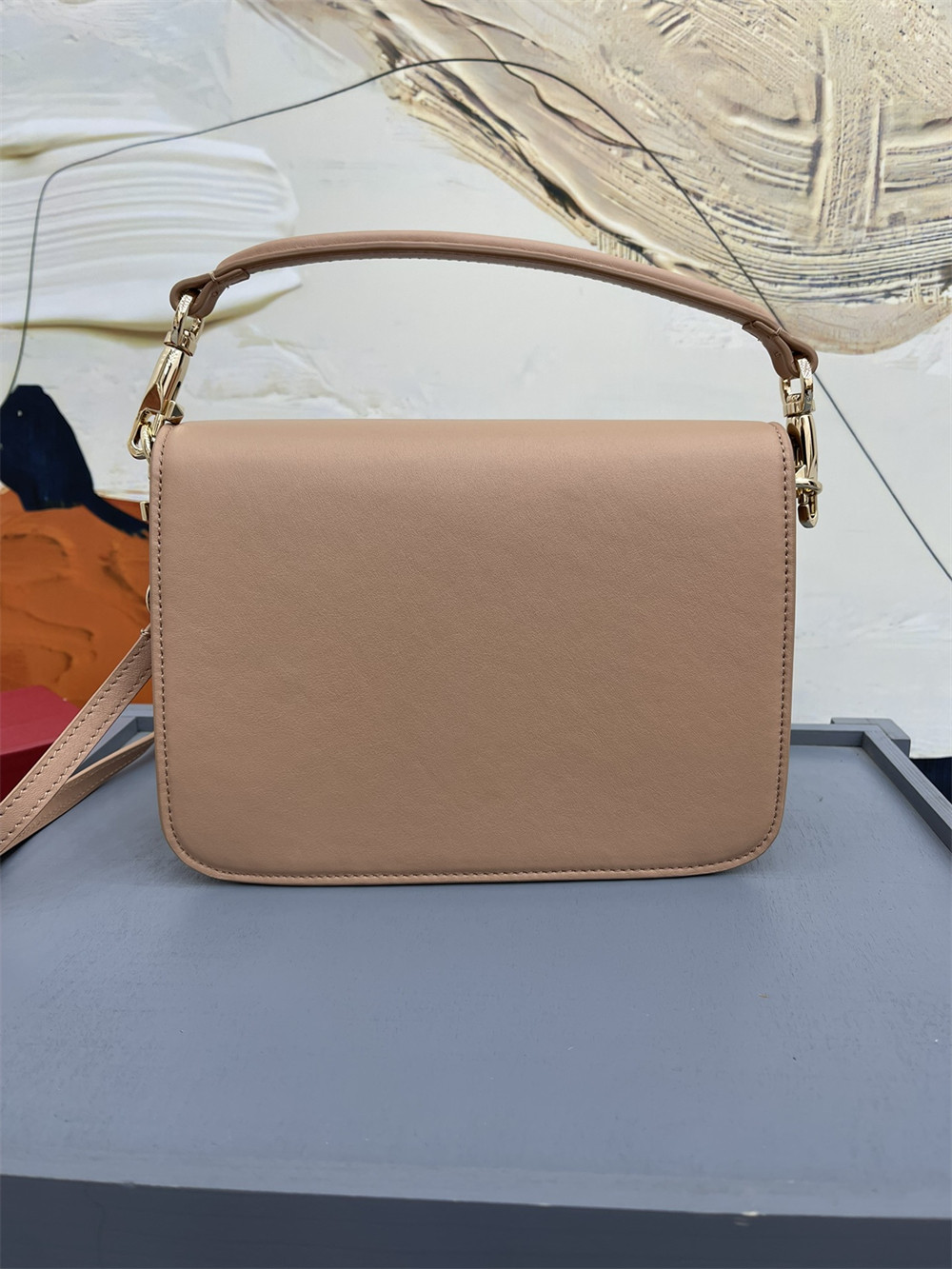 va*t*no GARAVANI LOCÒ CALFSKIN SHOULDER SMALL BAG ROSE CANNELLE 22 x 16 x 7 cm